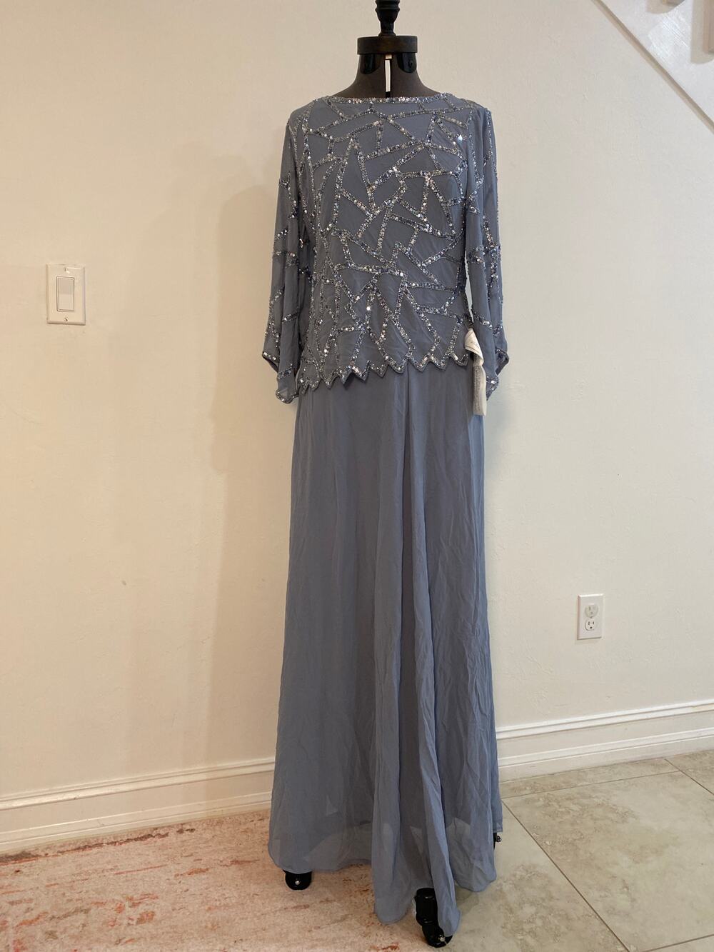 J Kara Women's Round Neck 3/4 Sleeve Beaded Geo Print Long Chiffon Maxi Dress s4